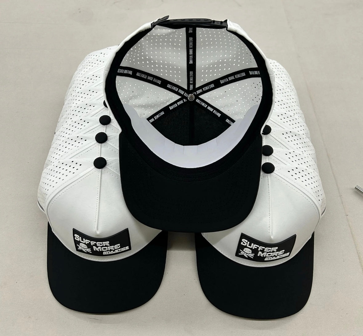 The O.G. Hybrid Hat white/black